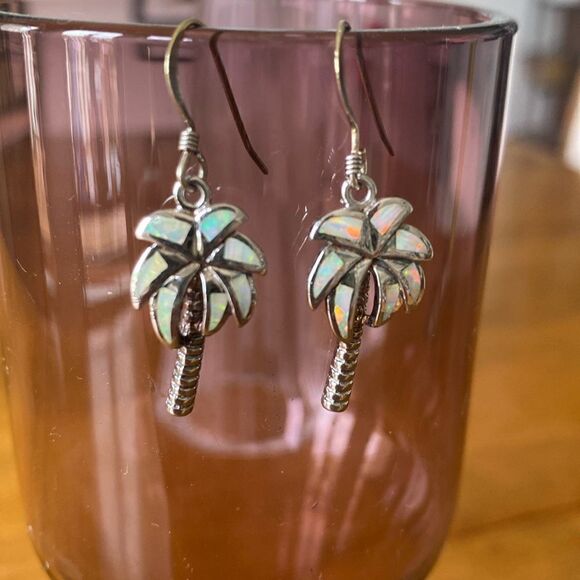 Sterling silver created White Opal inlayed palm tree earrings - Picture 1 of 4